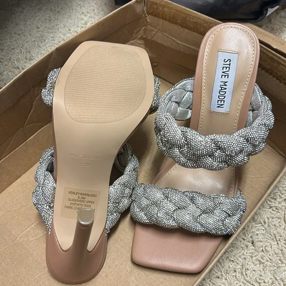 Steve Madden women’s Kenley Heeled Sandals - Picture 2 of 2